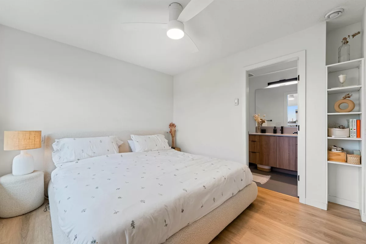 Bedroom 4 Photo of 7 533 E 3rd Street, North Vancouver, BC