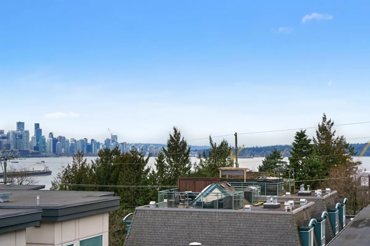 Loft / Bonus Room Photo of 7 533 E 3rd Street, North Vancouver, BC