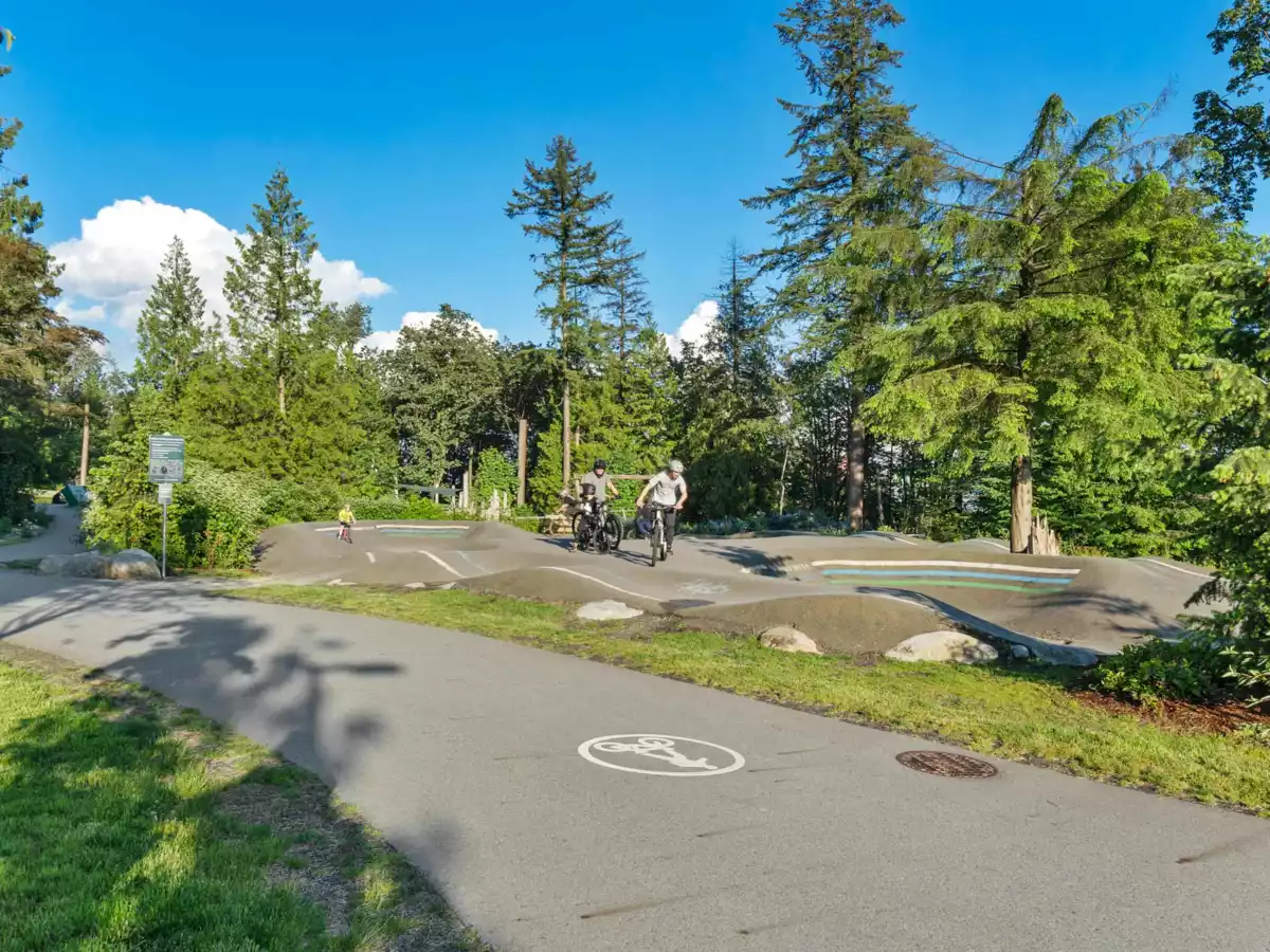 Street View Photo of 7 533 E 3rd Street, North Vancouver, BC