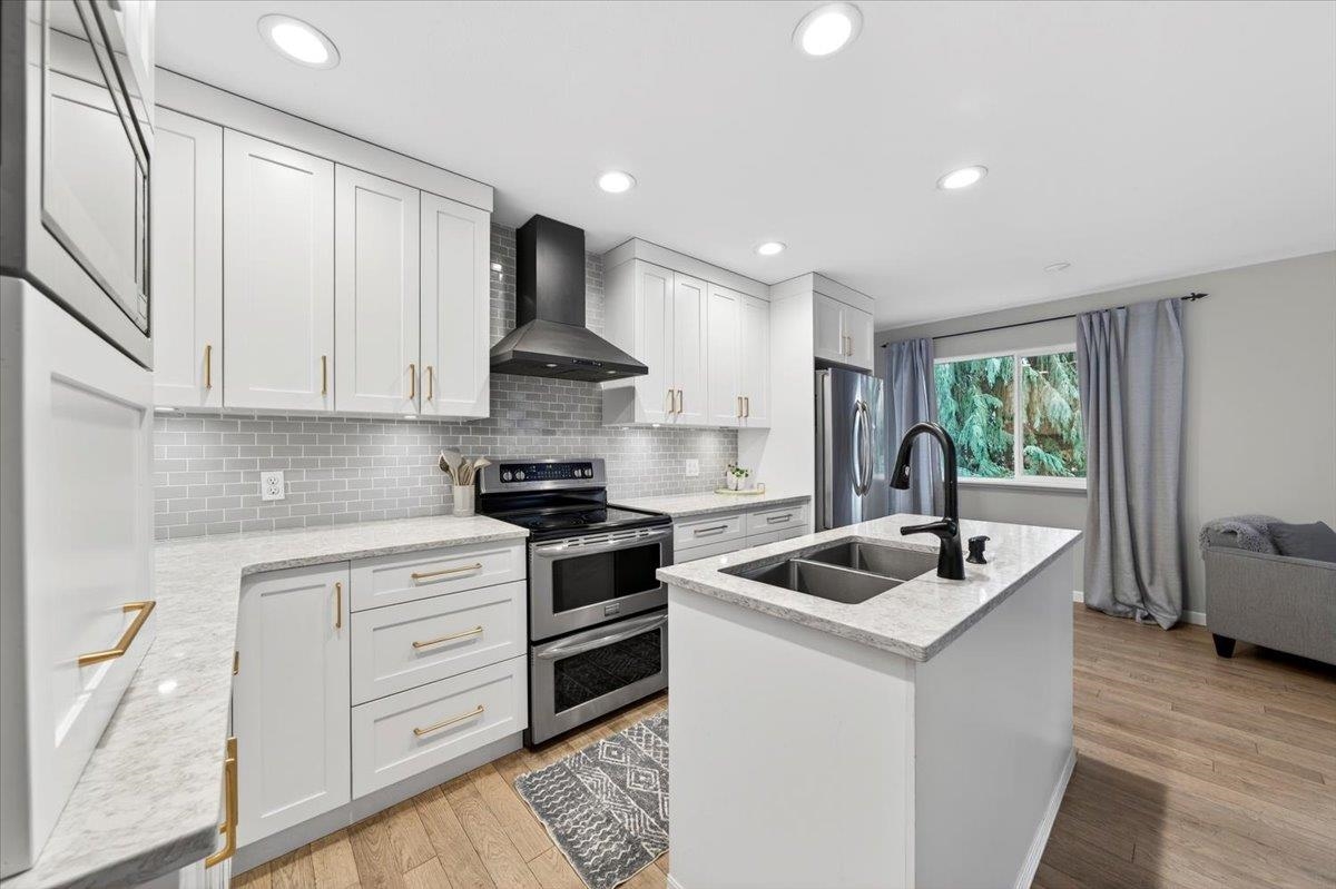 Bedroom 3 Photo of 1736 Pekrul Place, Port Coquitlam, BC