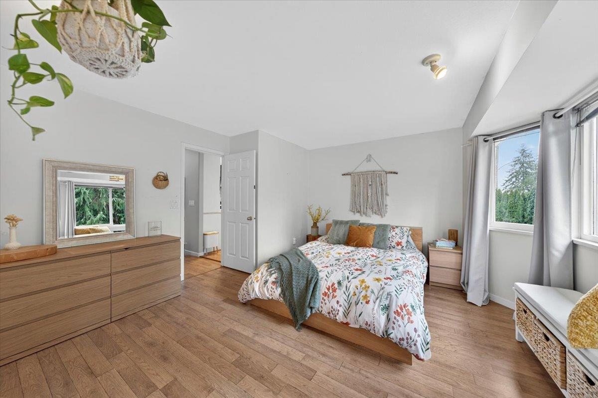 Entry Foyer Photo of 1736 Pekrul Place, Port Coquitlam, BC