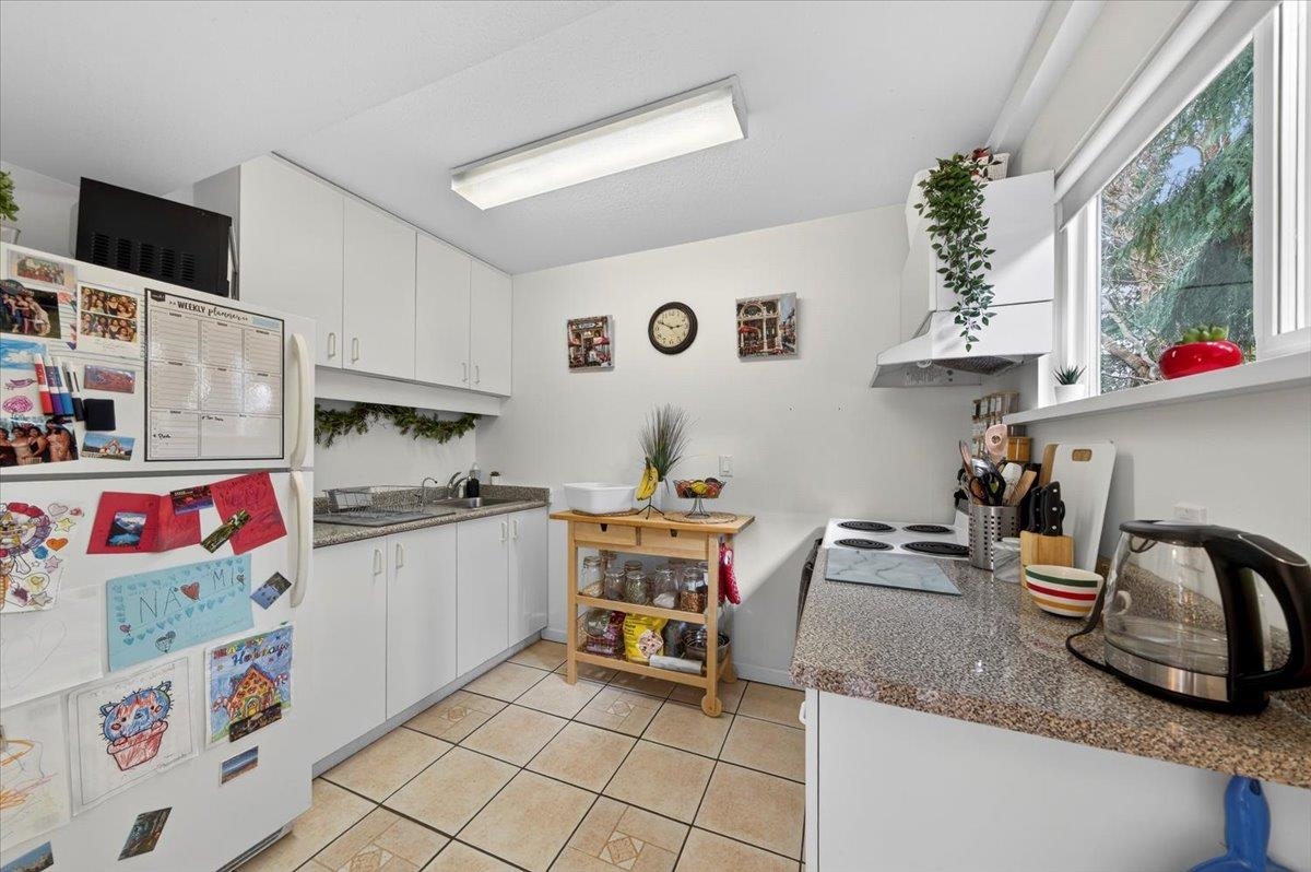 Hot Tub / Spa Photo of 1736 Pekrul Place, Port Coquitlam, BC