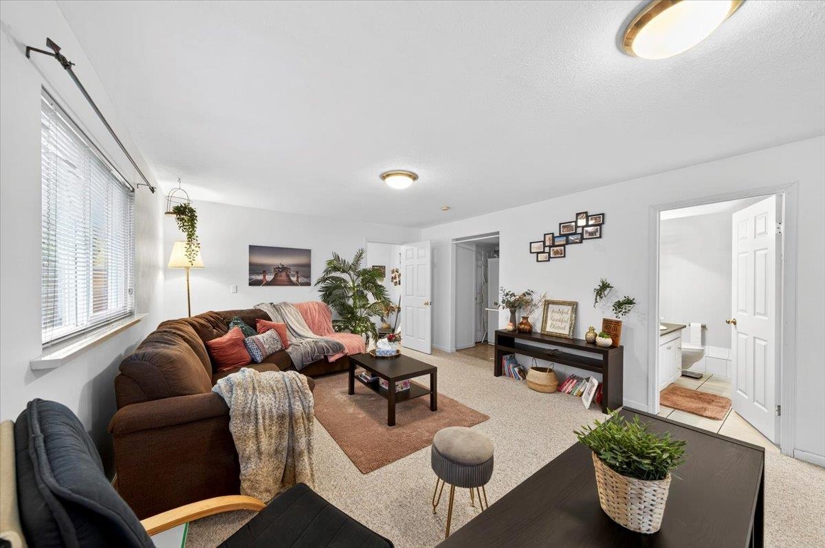 Outdoor Kitchen Photo of 1736 Pekrul Place, Port Coquitlam, BC