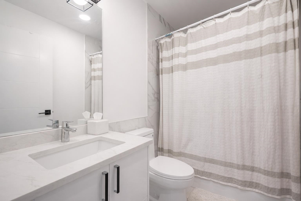 Bedroom 3 Photo of 9 32160 Peardonville Road, Abbotsford, BC