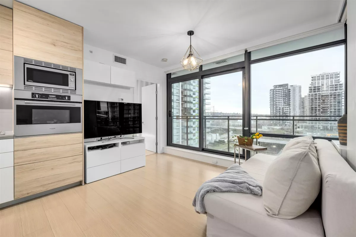 Family Room Photo of 1008 2378 Alpha Avenue, Burnaby, BC