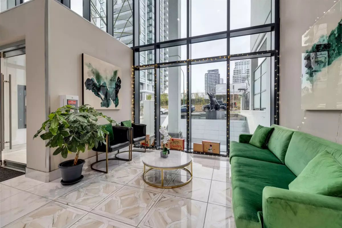 Garage Interior Photo of 1008 2378 Alpha Avenue, Burnaby, BC