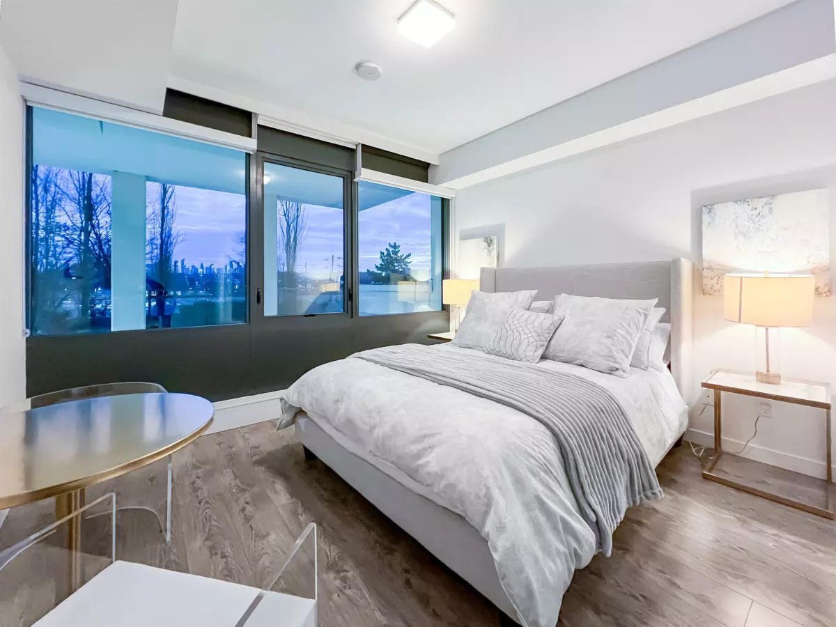 Hot Tub / Spa Photo of 1008 2378 Alpha Avenue, Burnaby, BC