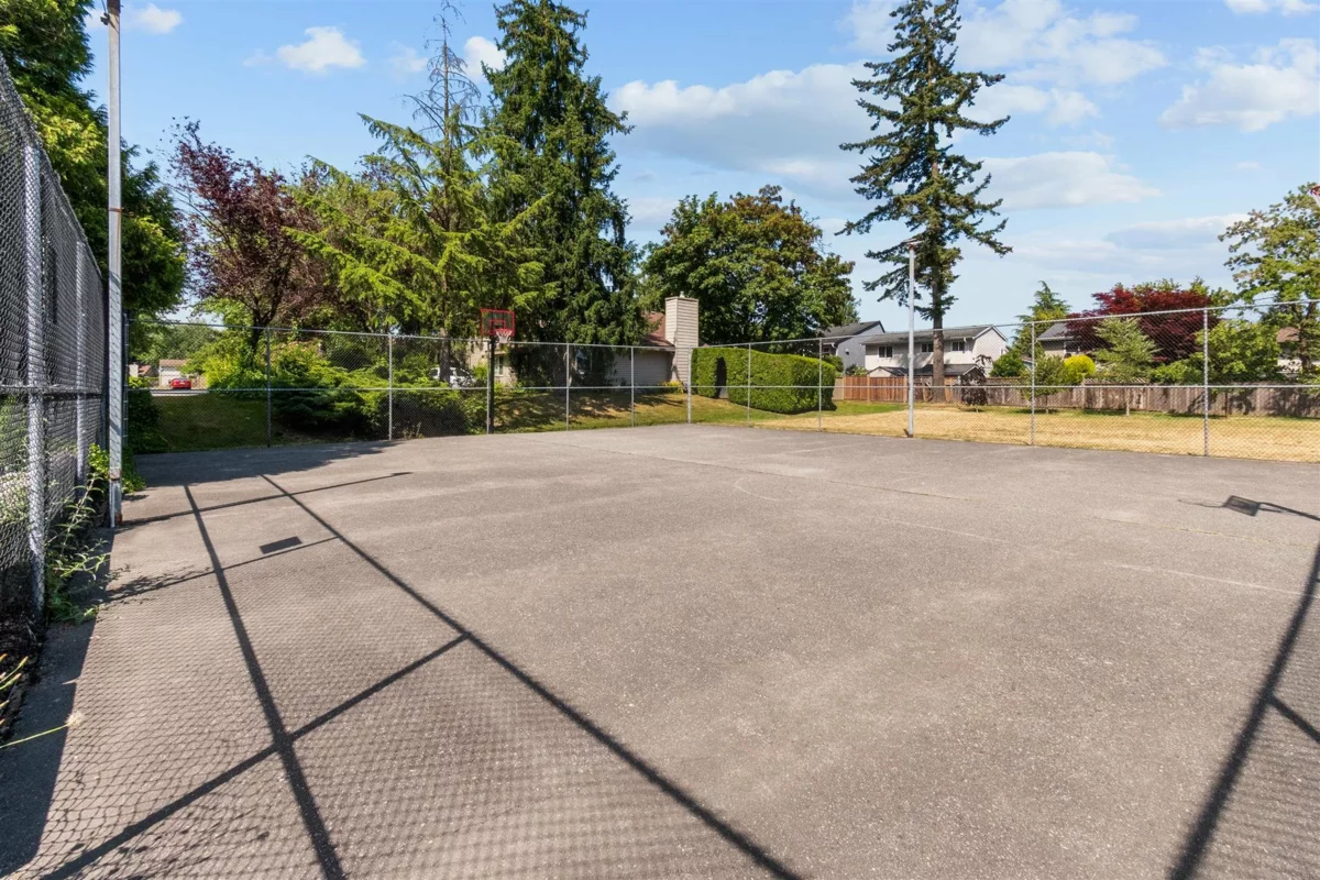 Front Yard Photo of 6217 E Greenside Drive, Surrey, BC