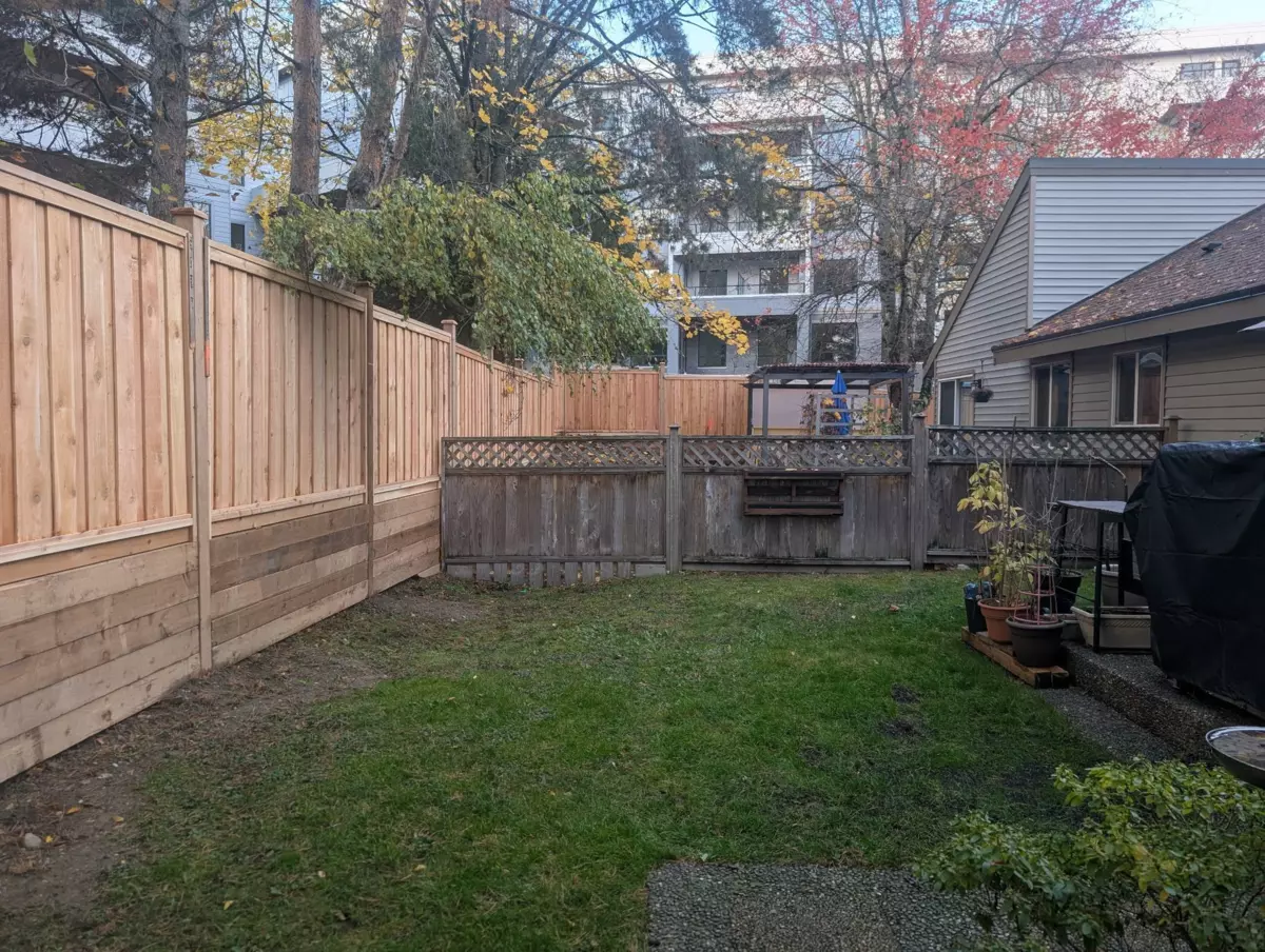 Hallway Photo of 6217 E Greenside Drive, Surrey, BC