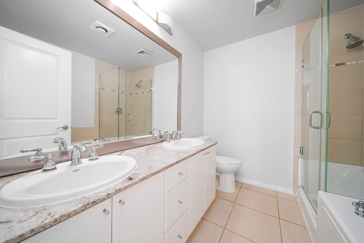 Office / Den Photo of 303 1211 Melville Street, Vancouver, BC