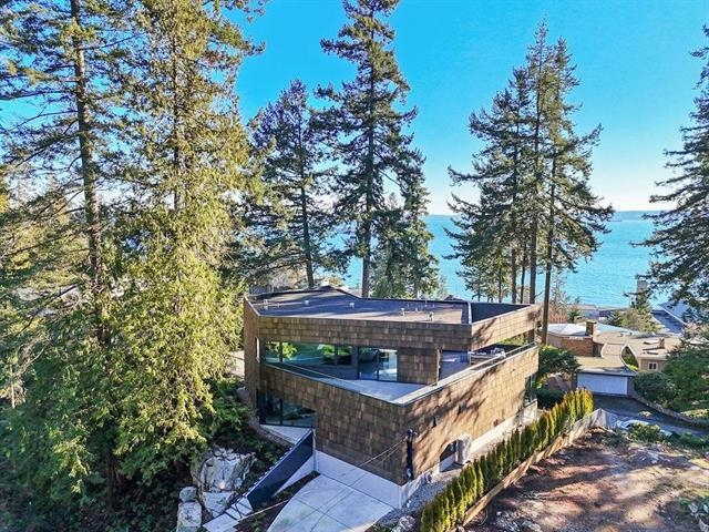 Exterior Front Photo of 4166 Rose Crescent, West Vancouver, BC
