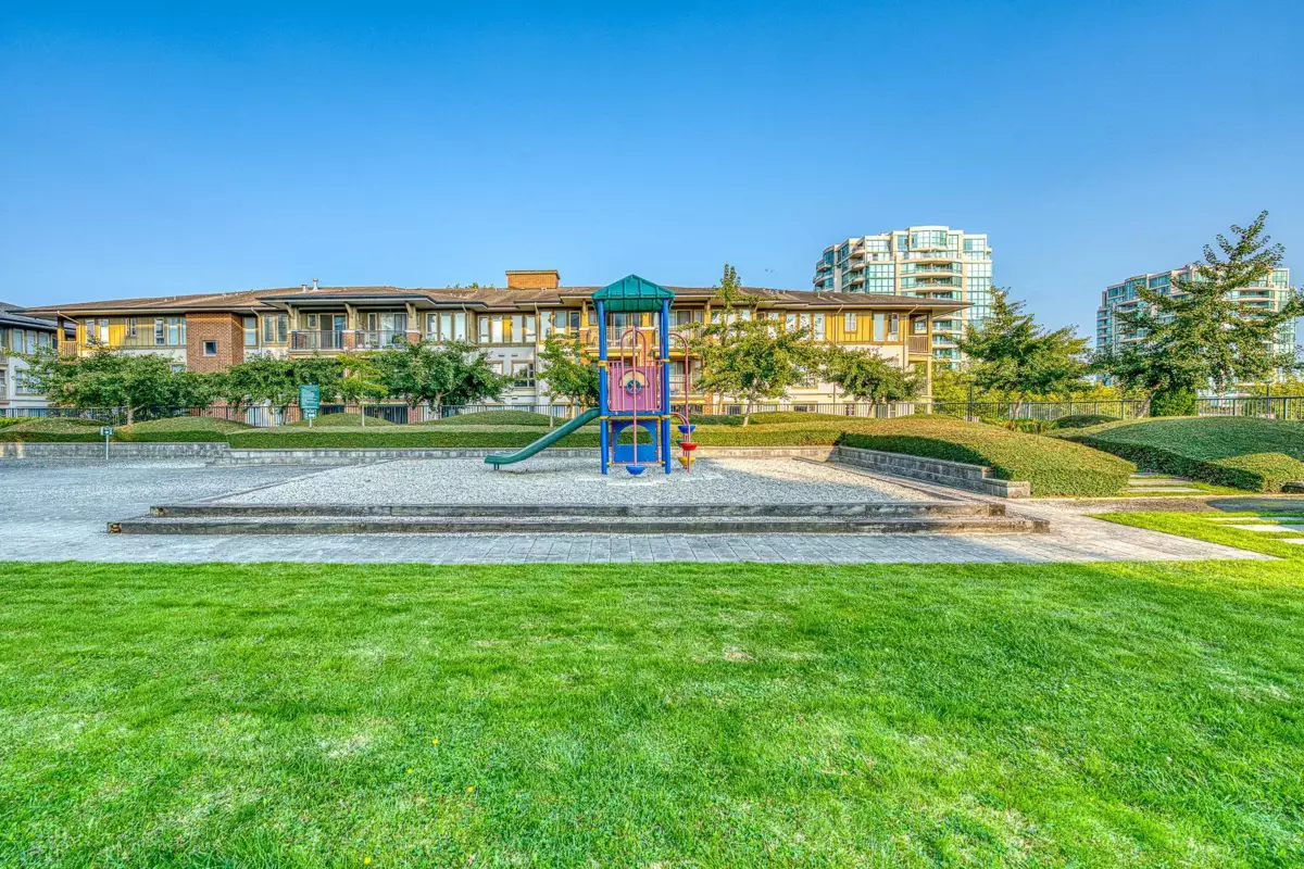 Garage Interior Photo of 803 5068 Kwantlen Street, Richmond, BC