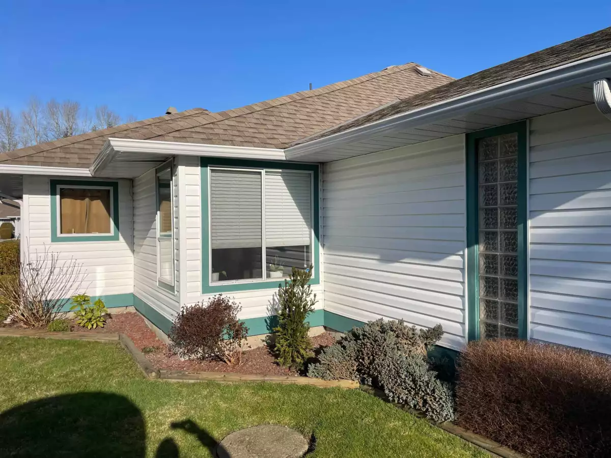 Living Room Photo of 132 10172 141 Street, Surrey, BC