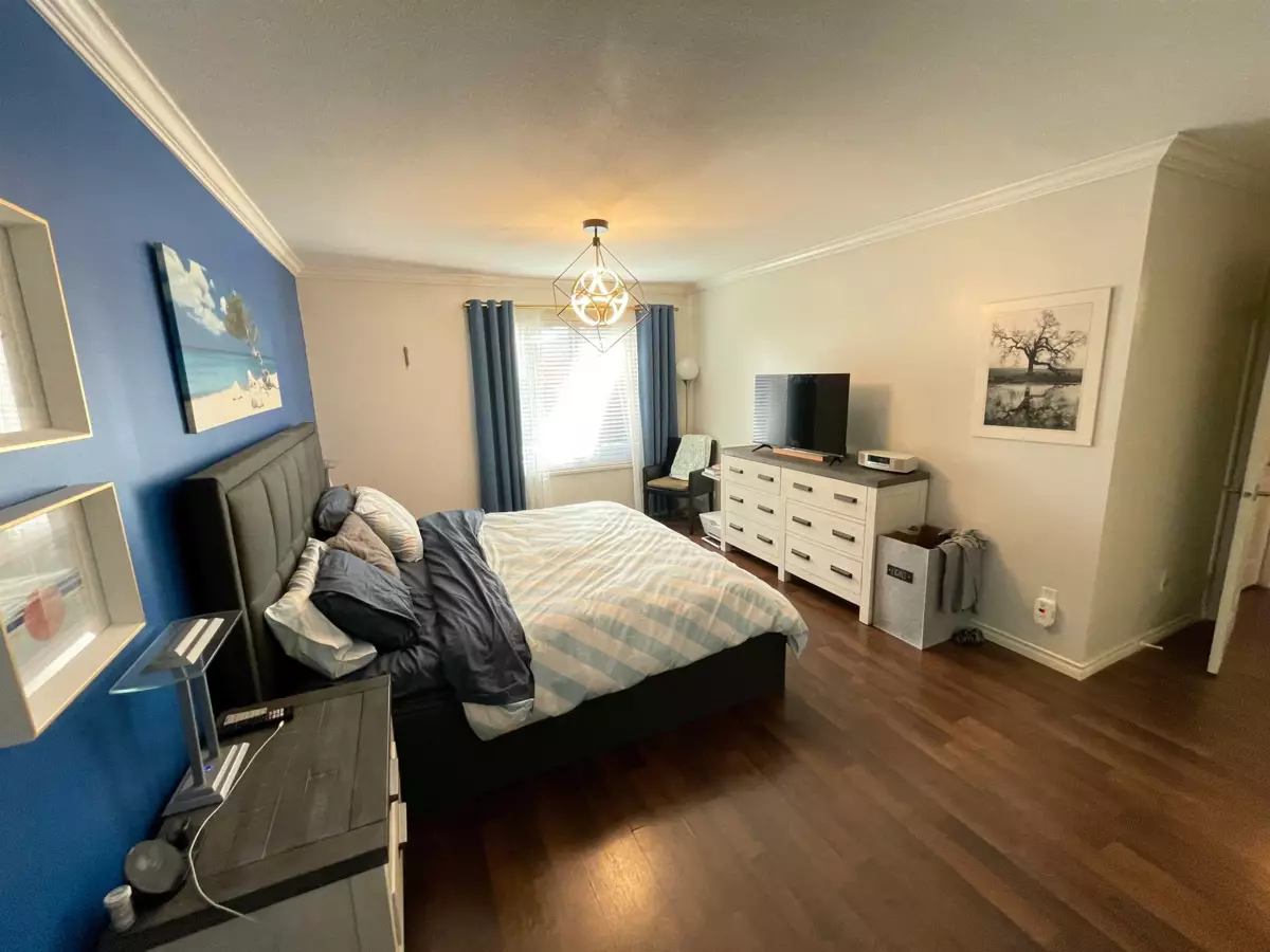 Mudroom Photo of 132 10172 141 Street, Surrey, BC