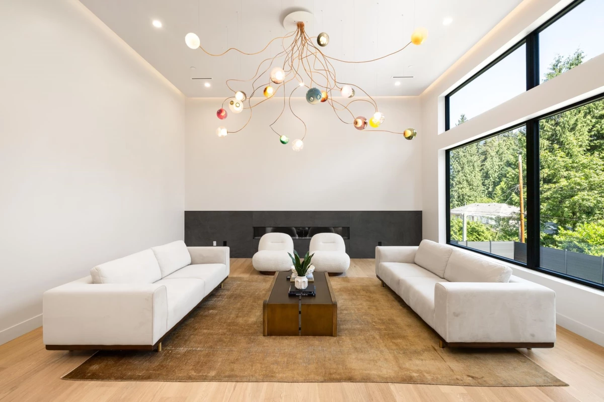 Living Room Photo of 620 Kenwood Road, West Vancouver, BC