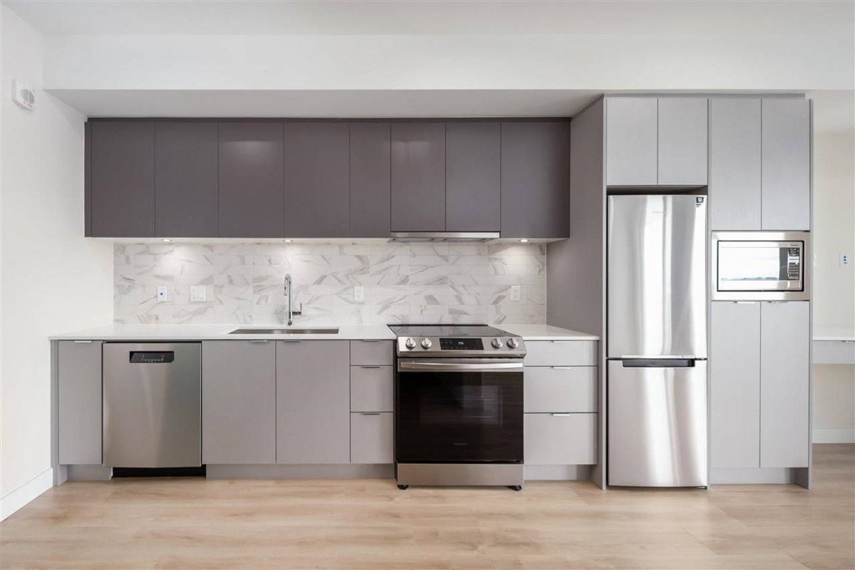 Kitchen Photo of 306 1792 Starling Drive, Tsawwassen, BC
