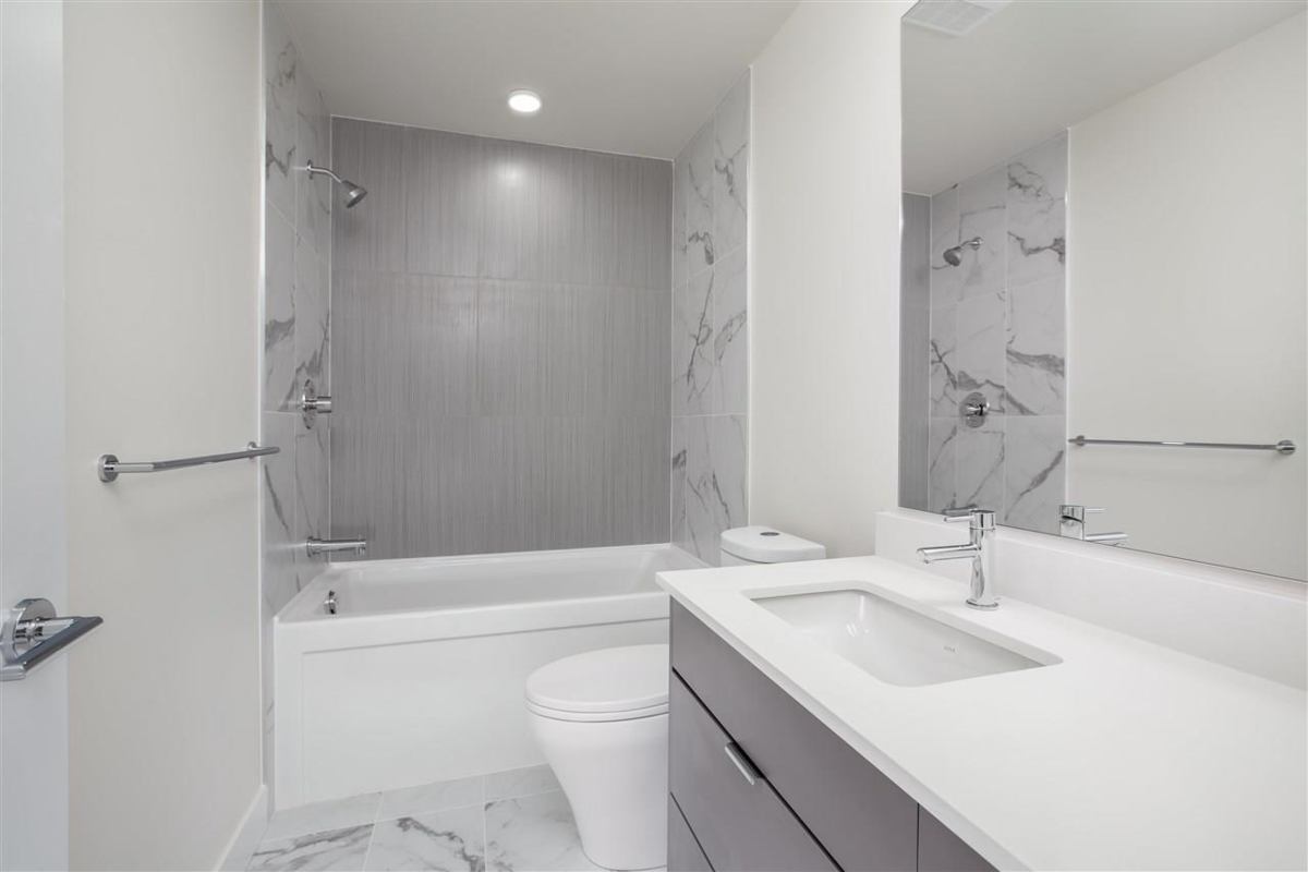 Primary Bathroom Photo of 306 1792 Starling Drive, Tsawwassen, BC