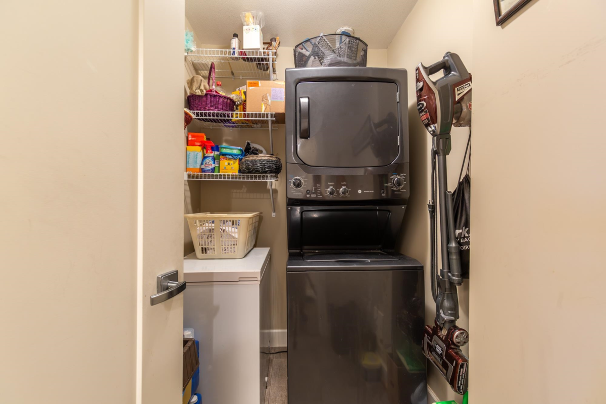 Backyard Photo of 203 45750 Keith Wilson Road, Chilliwack, BC