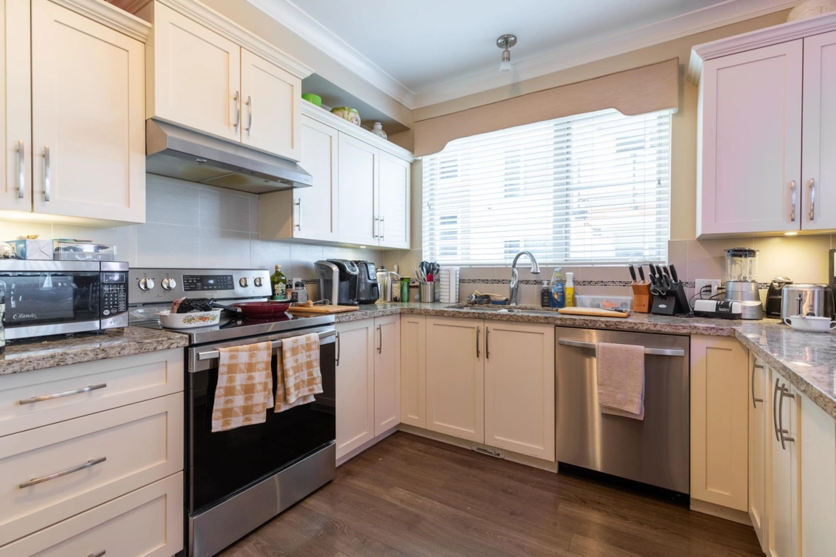 Powder Room Photo of 203 45750 Keith Wilson Road, Chilliwack, BC