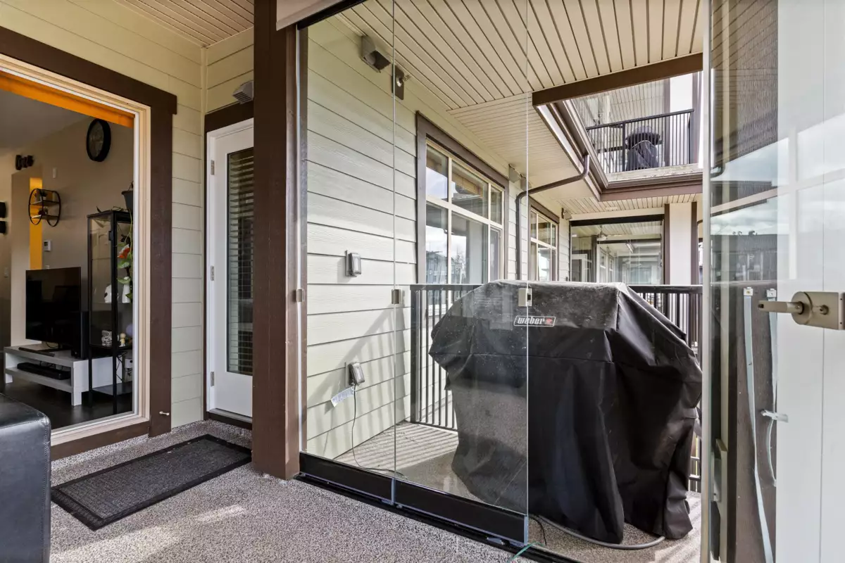 Hallway Photo of 408 8561 203a Street, Langley, BC