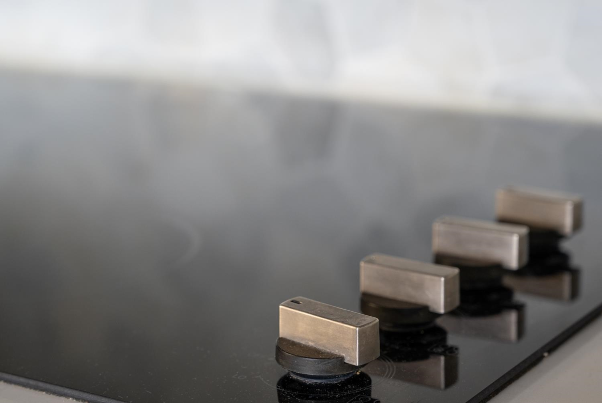 Kitchen Island Photo of 723 Union Street, Vancouver, BC