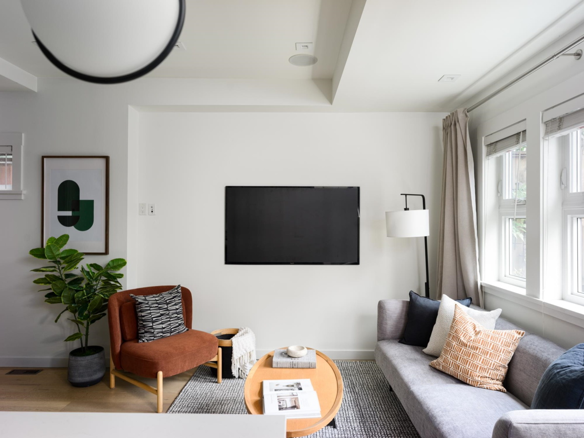 Kitchen Photo of 723 Union Street, Vancouver, BC