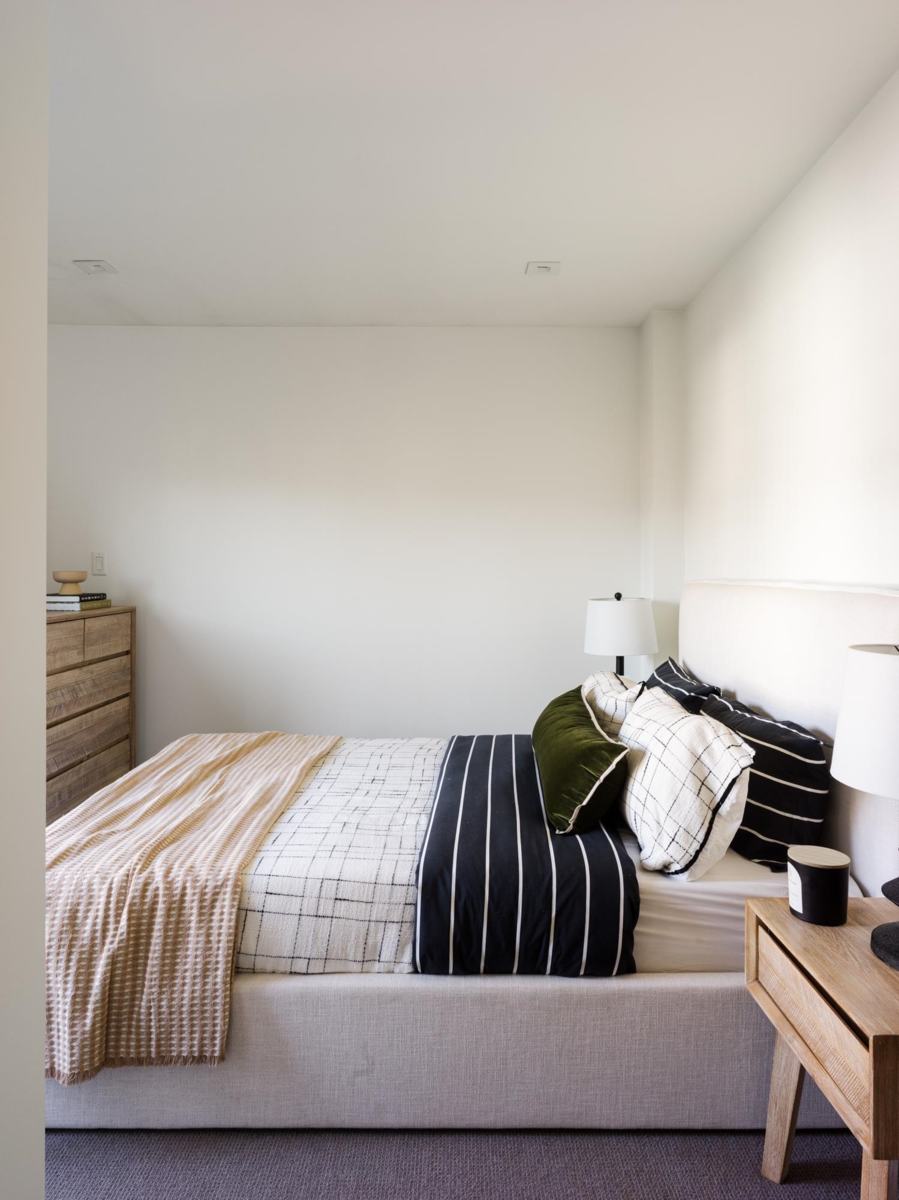 Primary Bathroom Photo of 723 Union Street, Vancouver, BC