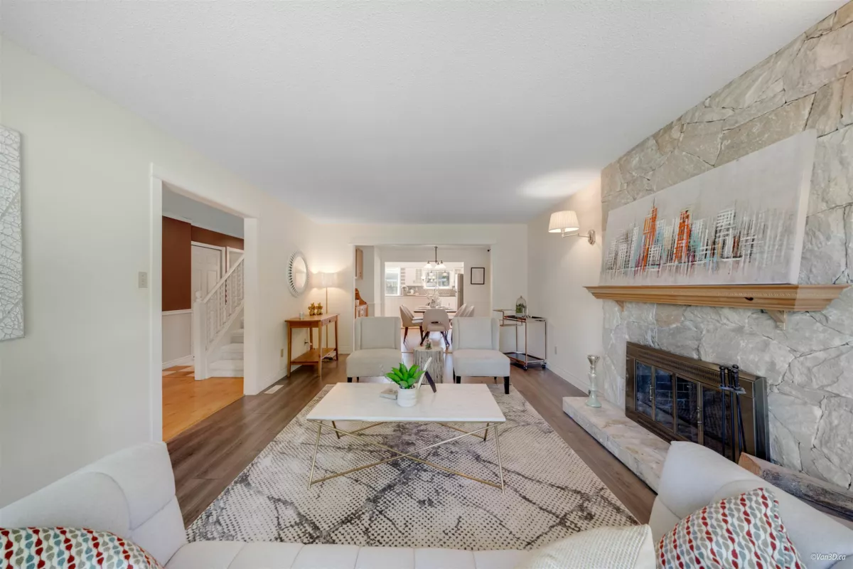 Dining Area Photo of 9666 Ashwood Drive, Richmond, BC