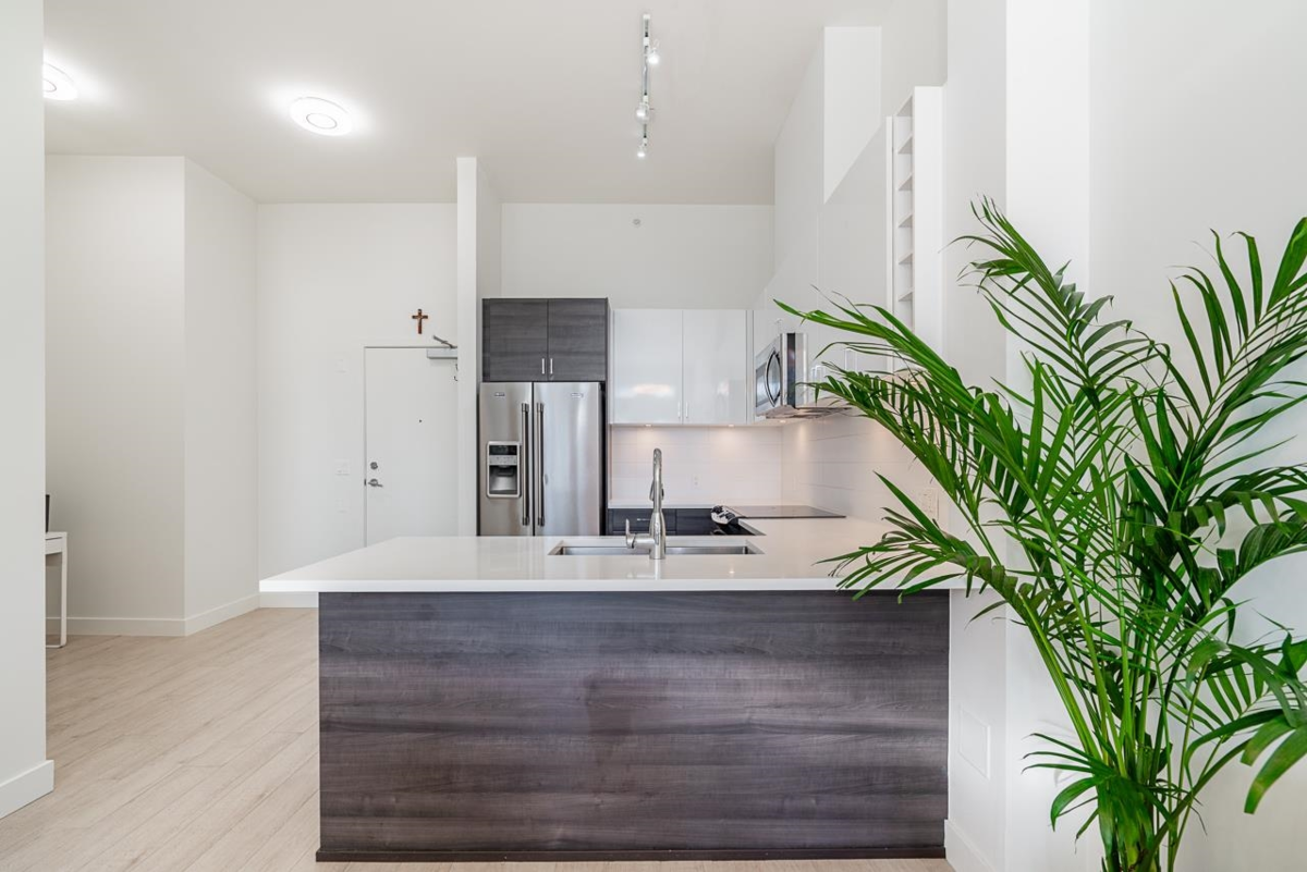 Breakfast Nook Photo of 401 13919 Fraser Highway, Surrey, BC