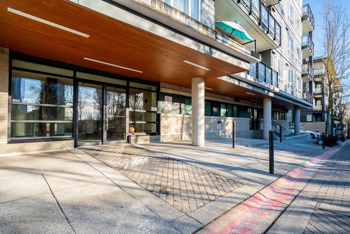 Outdoor Patio Photo of 401 13919 Fraser Highway, Surrey, BC