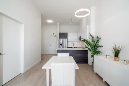 401 13919 Fraser Highway, Surrey, BC