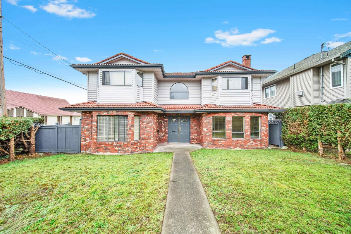 Exterior Front Photo of 7893 Cumberland Street, Burnaby, BC