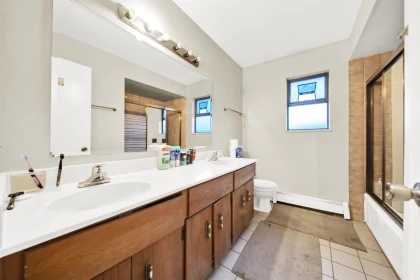 Basement Recreation Room Photo of 7893 Cumberland Street, Burnaby, BC