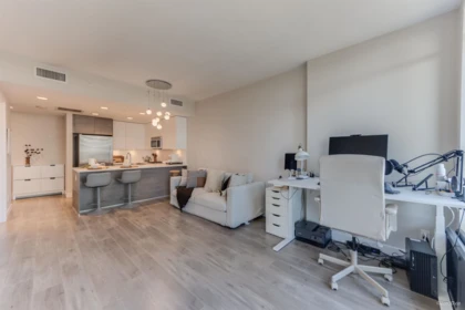 706 2008 Rosser Avenue, Burnaby, BC, Burnaby — Apartment/Condo for sale