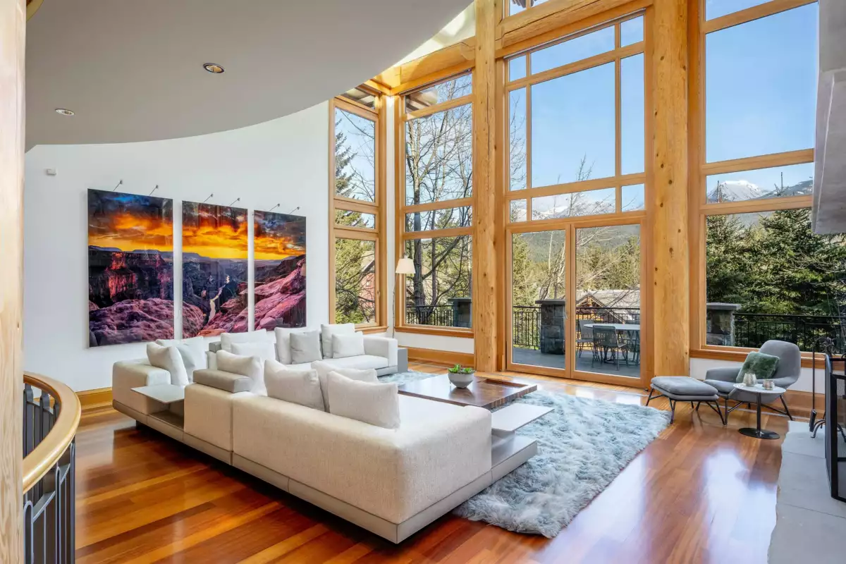 Living Room Photo of 7425 Treetop Lane, Whistler, BC