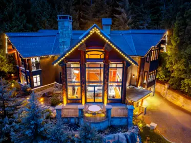 7425 Treetop Lane, Whistler, BC, Pemberton — 4 bed single family residence for sale
