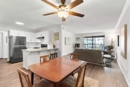 Breakfast Nook Photo of 303 32910 Amicus Place, Abbotsford, BC