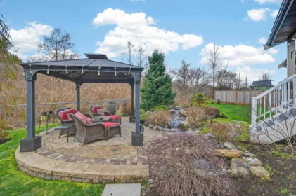 Hot Tub / Spa Photo of 1925 Merlot Boulevard, Abbotsford, BC