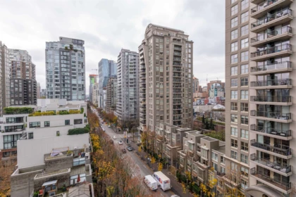 Outdoor Patio Photo of 1006 928 Richards Street, Vancouver, BC