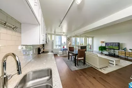 1503 545 Austin Avenue, Coquitlam, BC, Coquitlam — Apartment/Condo for sale