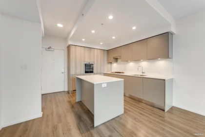 2608 3809 Evergreen Place, Burnaby, BC, Burnaby — Apartment/Condo for sale