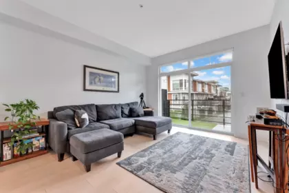 25 20857 77a Avenue, Langley, BC, Langley — Townhouse for sale
