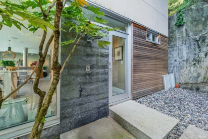 Hot Tub / Spa Photo of 4313 Rockridge Road, West Vancouver, BC