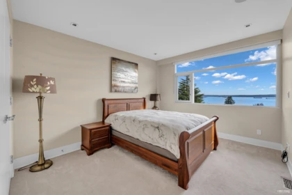 Laundry Room Photo of 4313 Rockridge Road, West Vancouver, BC