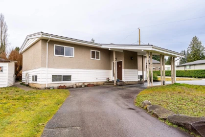 Garden / Landscaping Photo of 1771 Rideau Avenue, Coquitlam, BC