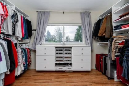 Guest Bathroom Photo of 1771 Rideau Avenue, Coquitlam, BC