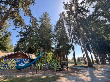 Primary Bedroom Photo of 5762 Spindrift Street, Sechelt, BC
