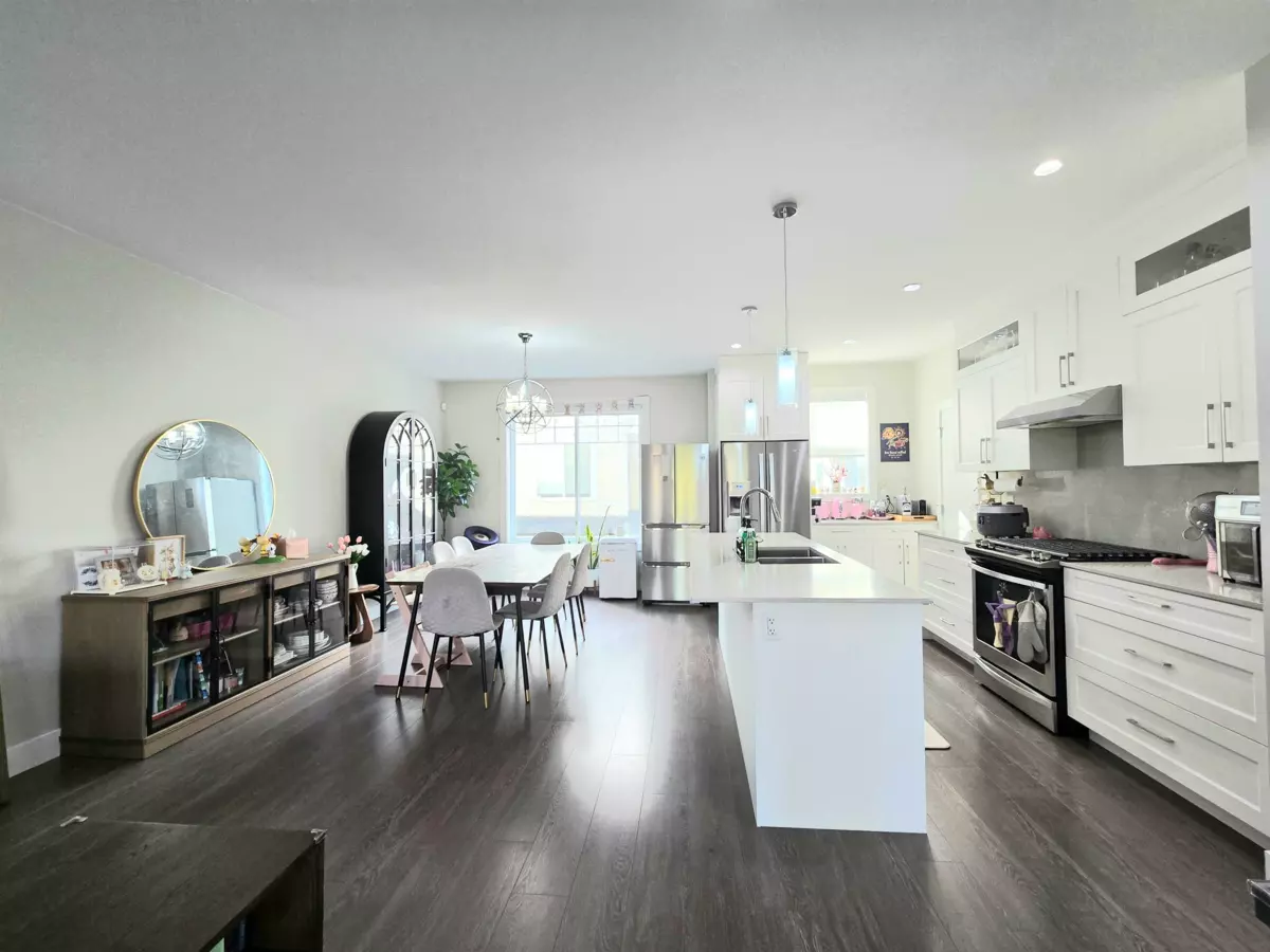 Dining Area Photo of 65 19501 74 Avenue, Surrey, BC
