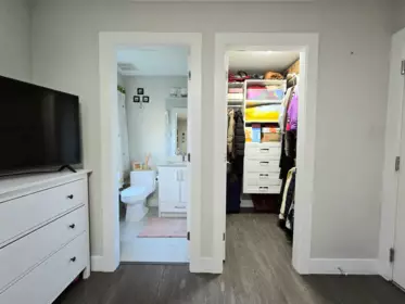 Laundry Room Photo of 65 19501 74 Avenue, Surrey, BC