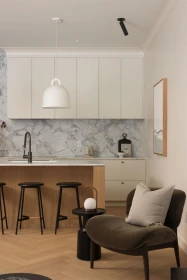 Kitchen Island Photo of 2 3449 W 22nd Avenue, Vancouver, BC